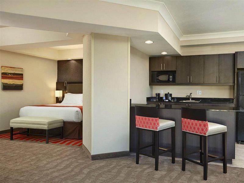 Express & Downtown - 5th Avenue By Ihg Hotel